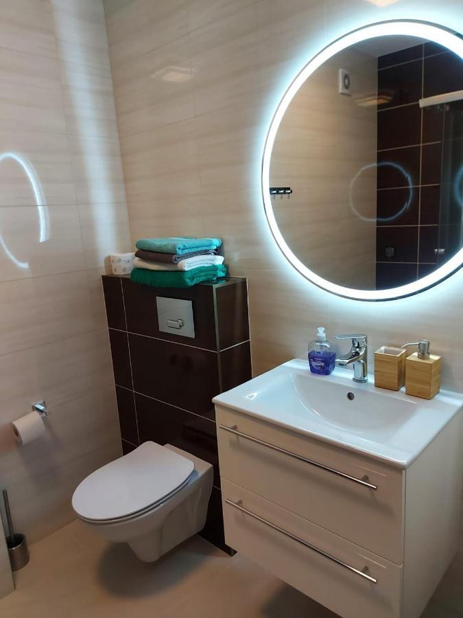 Apartament Z Duzym Tarasem Appartamento Świnoujście Esterno foto