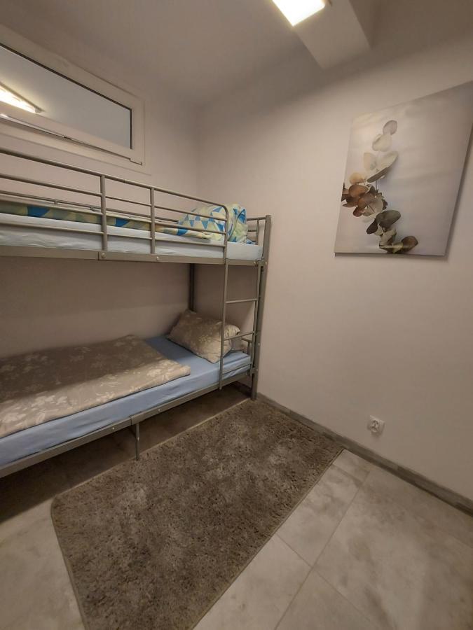 Apartament Z Duzym Tarasem Appartamento Świnoujście Esterno foto